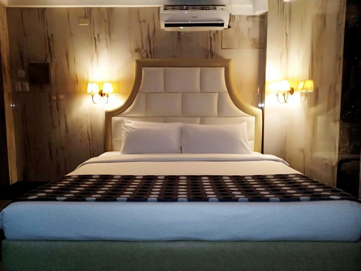 Belgian Suites Manila Ngoại thất bức ảnh